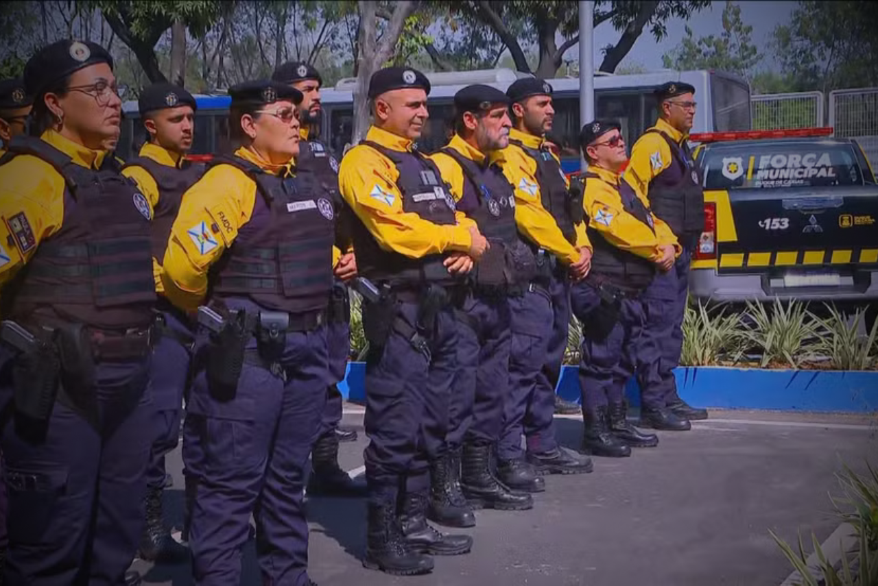 Força Municipal de Duque de Caxias começa o patrulhamento com agentes armados