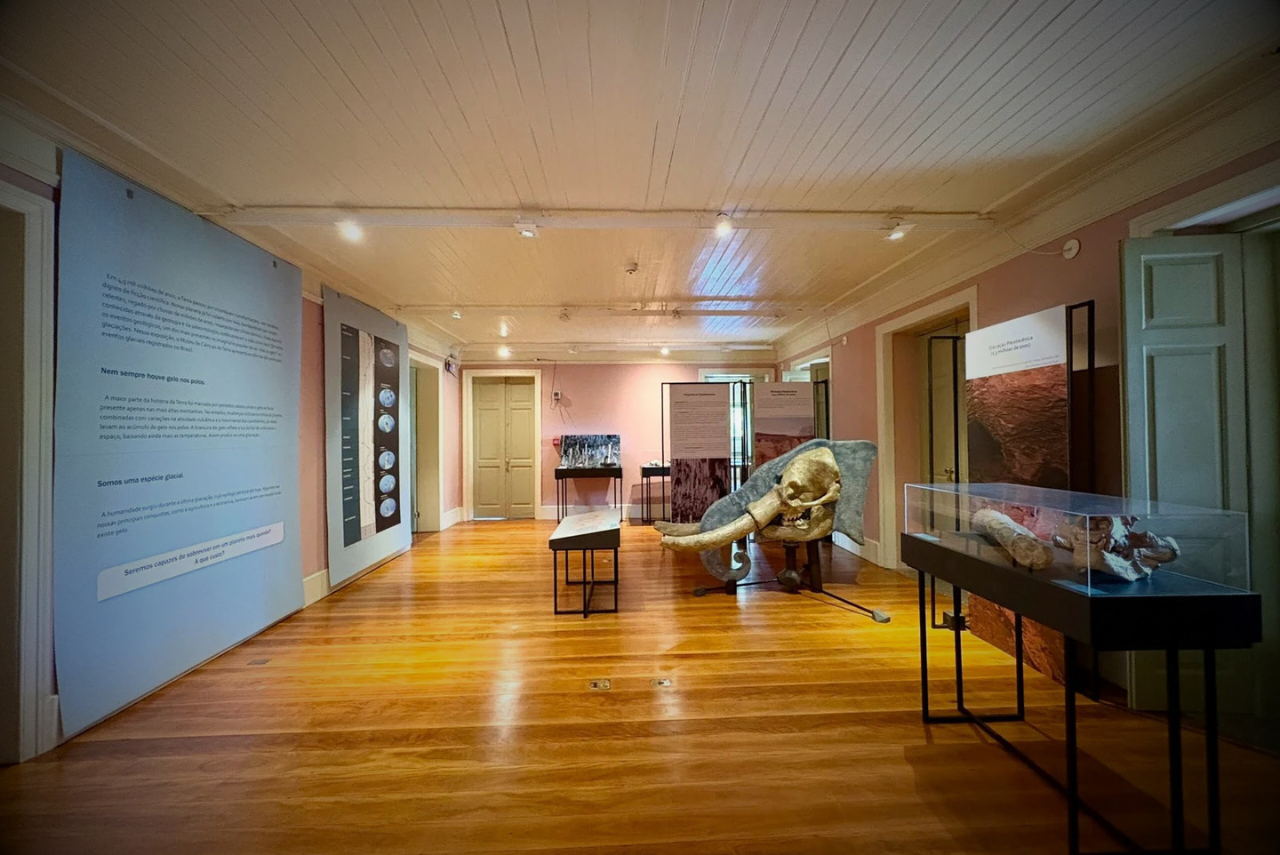 Exposição itinerante do Museu de Ciências da Terra chega a Petrópolis com o tema Brasil Glacial