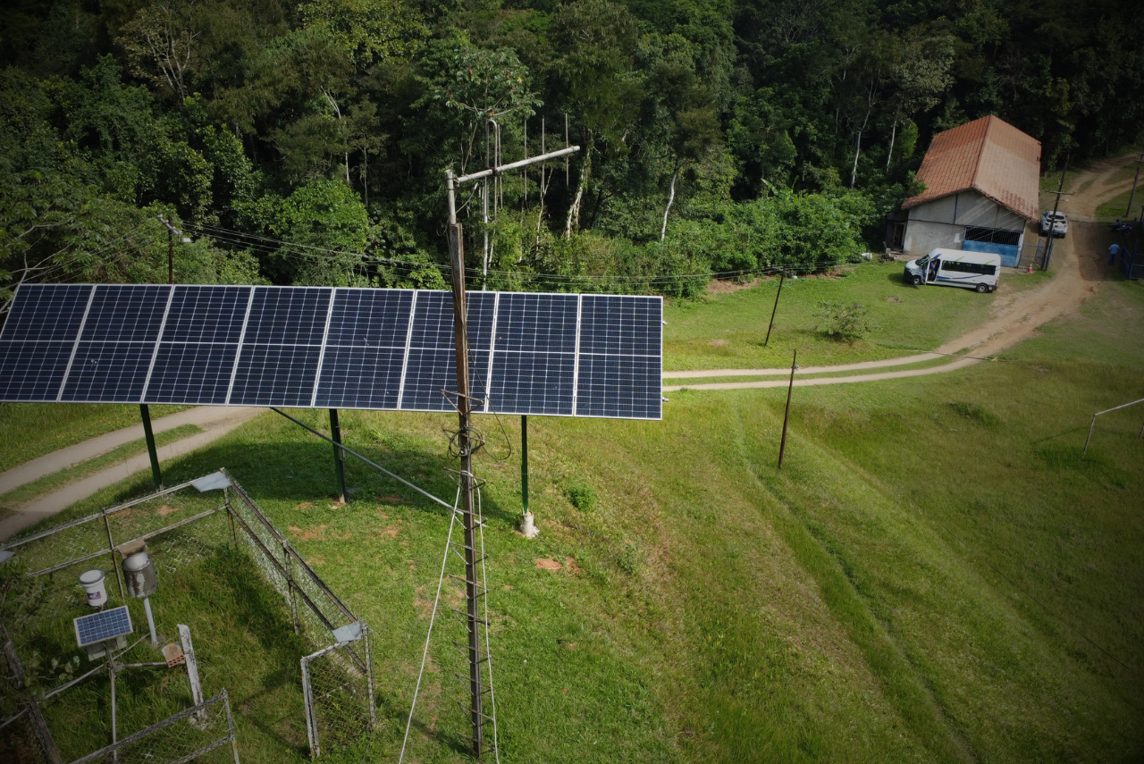 Cedae amplia geração de energia solar no Sistema Acari e reduz emissão de CO2 na Reserva Biológica do Tinguá