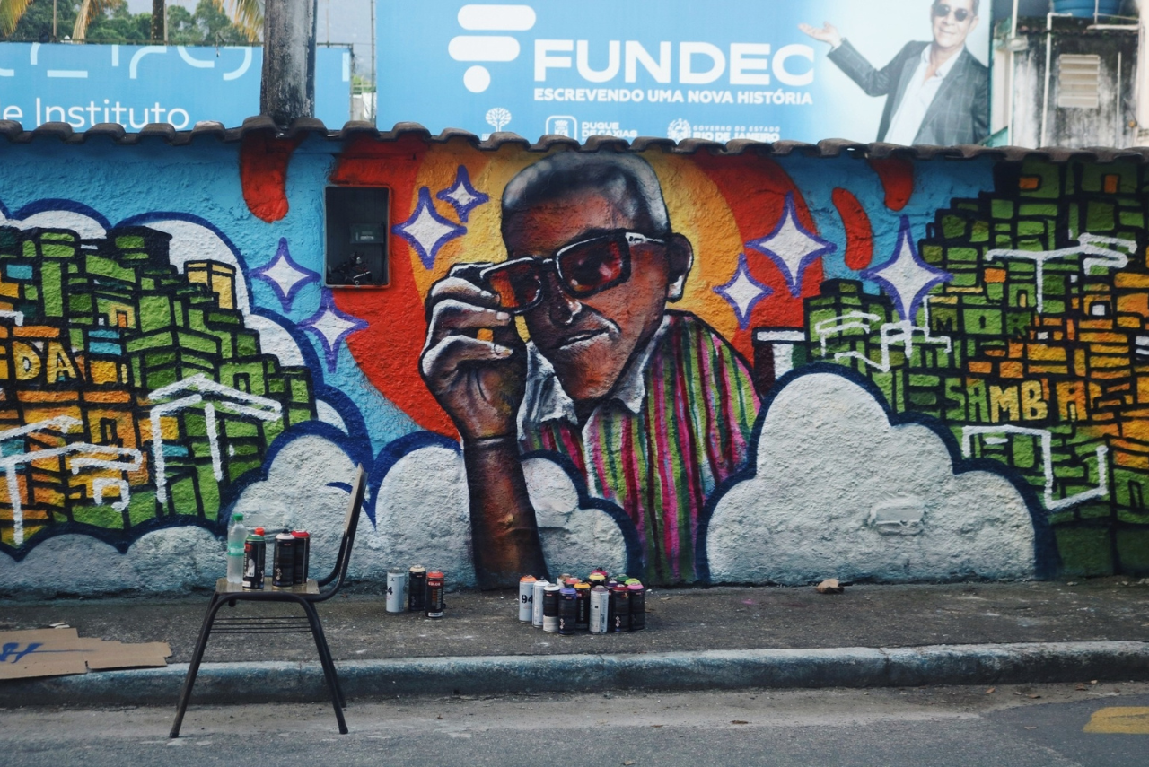 Instituto Zeca Pagodinho inaugura mural em homenagem ao sambista Mestre Cartola