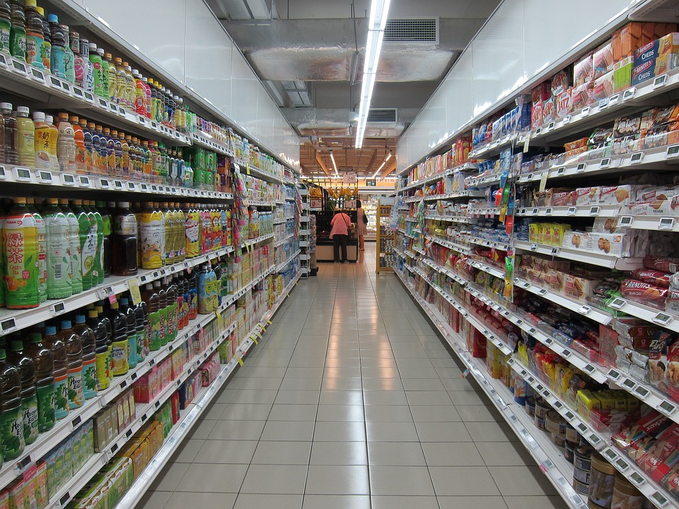 Inmetro intensifica fiscalização em produtos da cesta básica para verificar o peso e quantidade dos itens