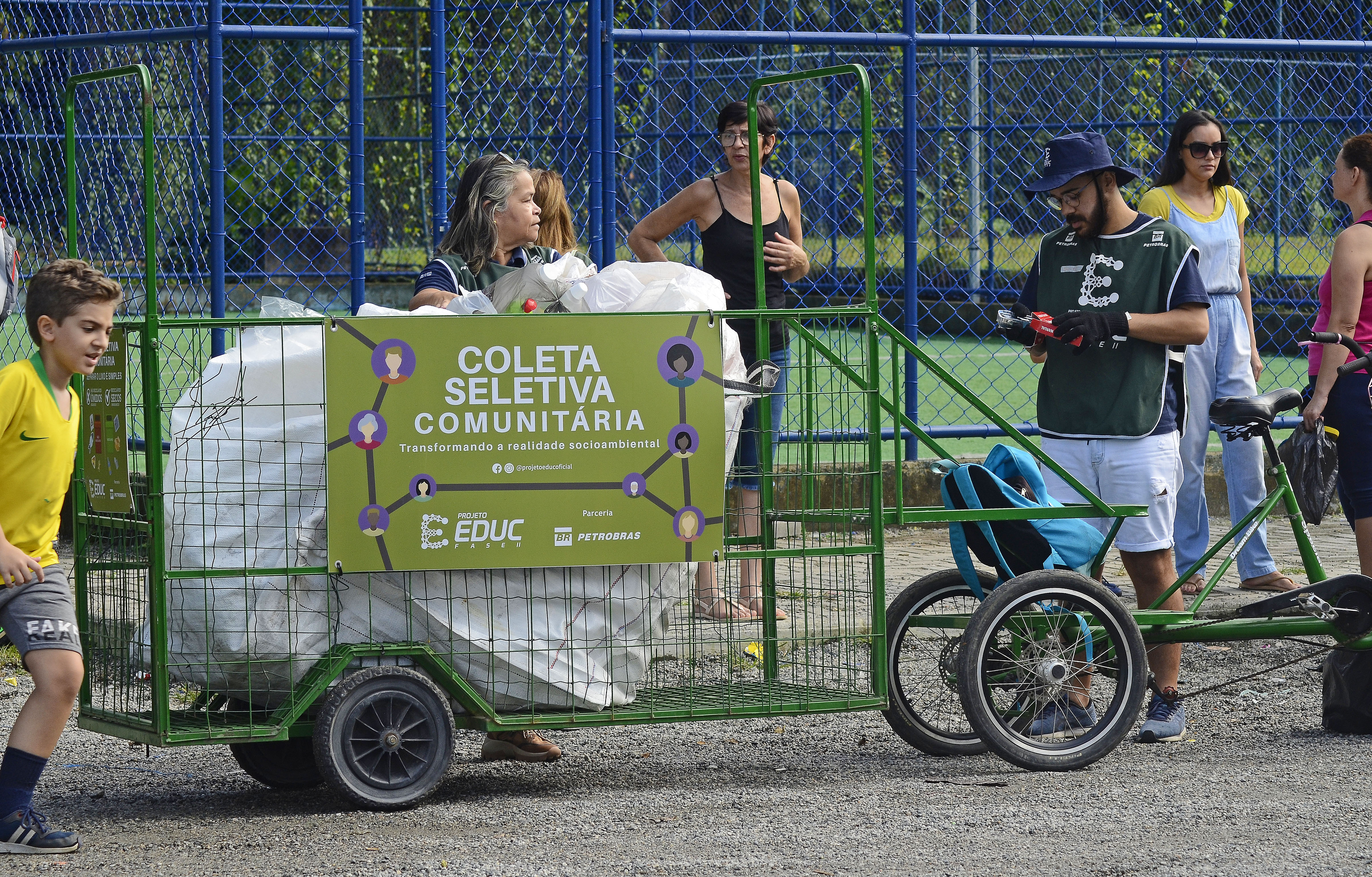 Dia Mundial de Limpeza Urbana é comemorado com grande ação socioambiental em Duque de Caxias