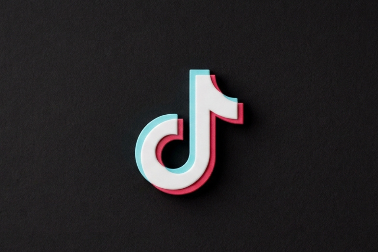 ANPD multa TikTok em R$153,7 milhões por dados de crianças e adolescentes
