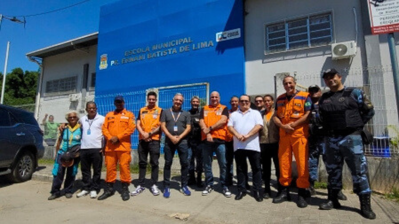 Simulado de Desocupação Mobiliza Escola em Xerém no Dia Estadual de Redução de Desastres